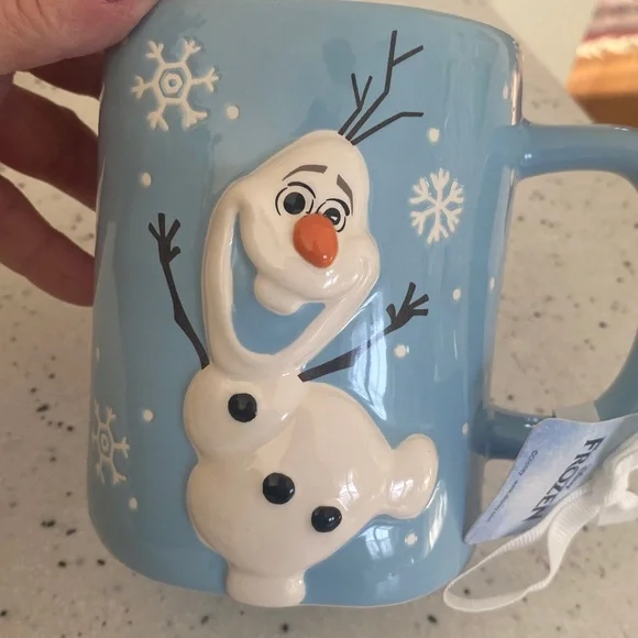 NWT. Rae Dunn, 24oz., Disney’s “Olaf”, ceramic mug. - Picture 2 of 12